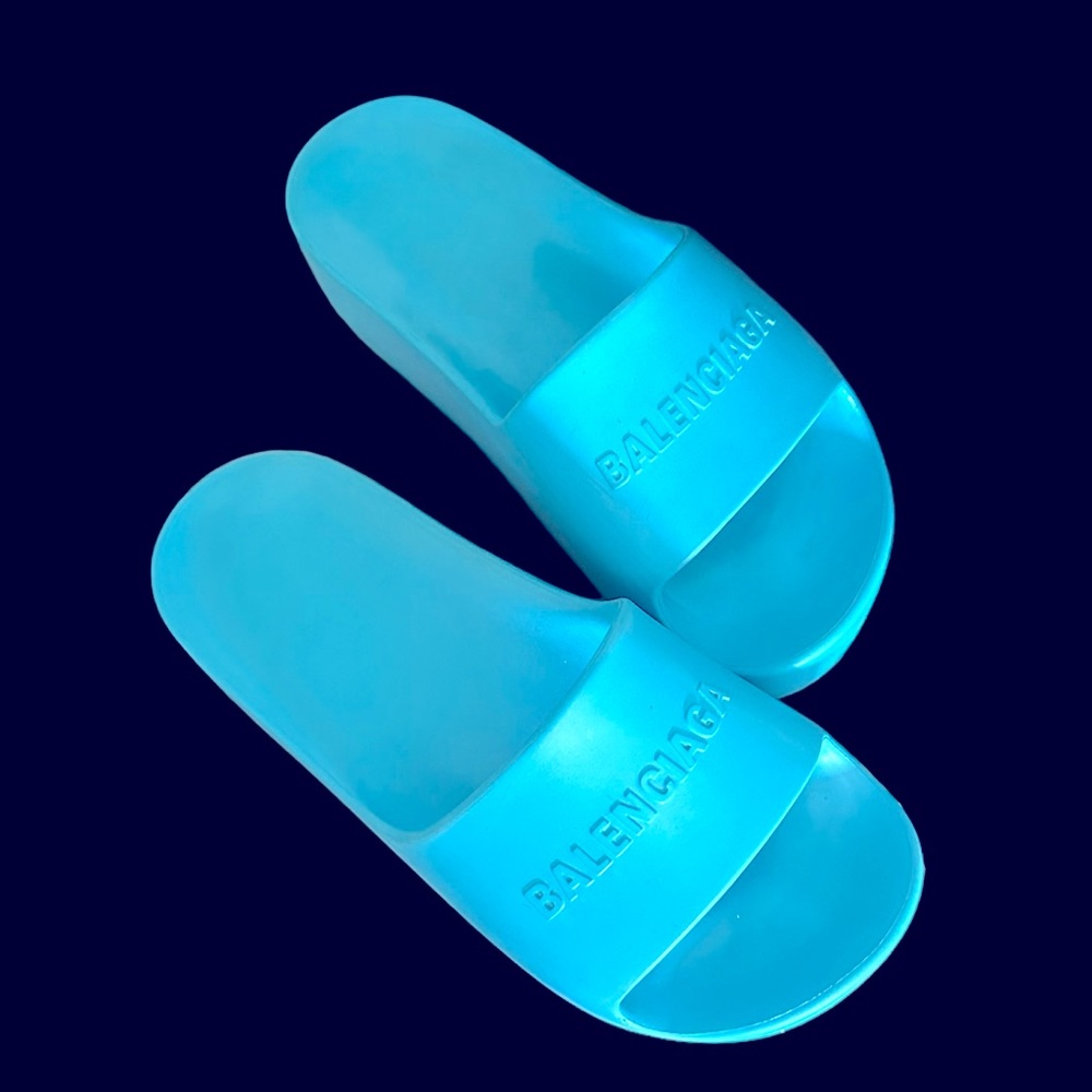 Balenciaga slides